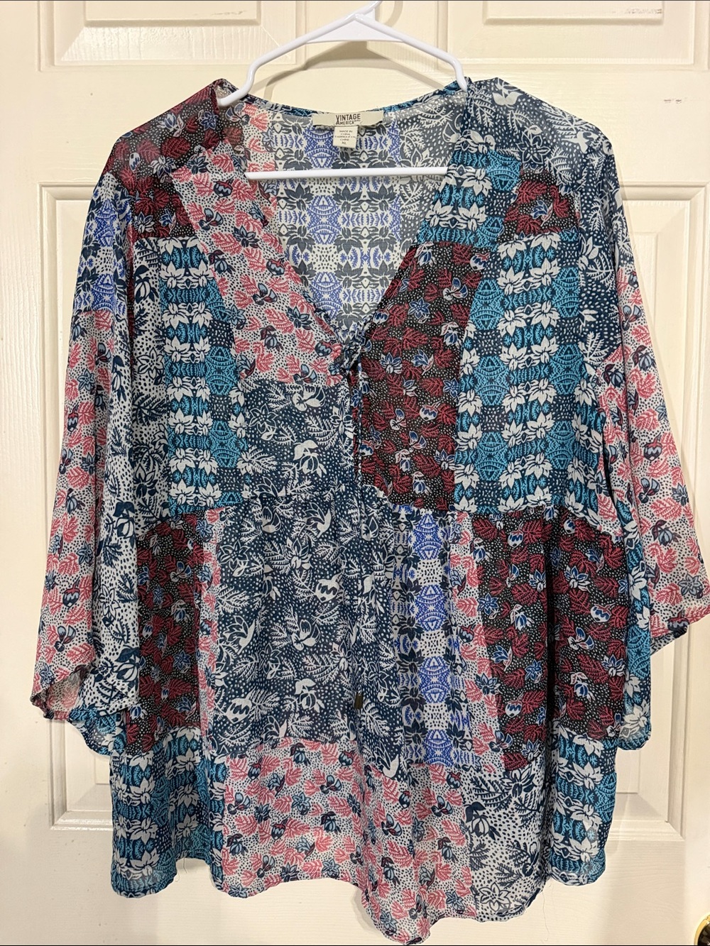 Vintage America Blues  V-Neck Tunic in Blue, Navy & Pink